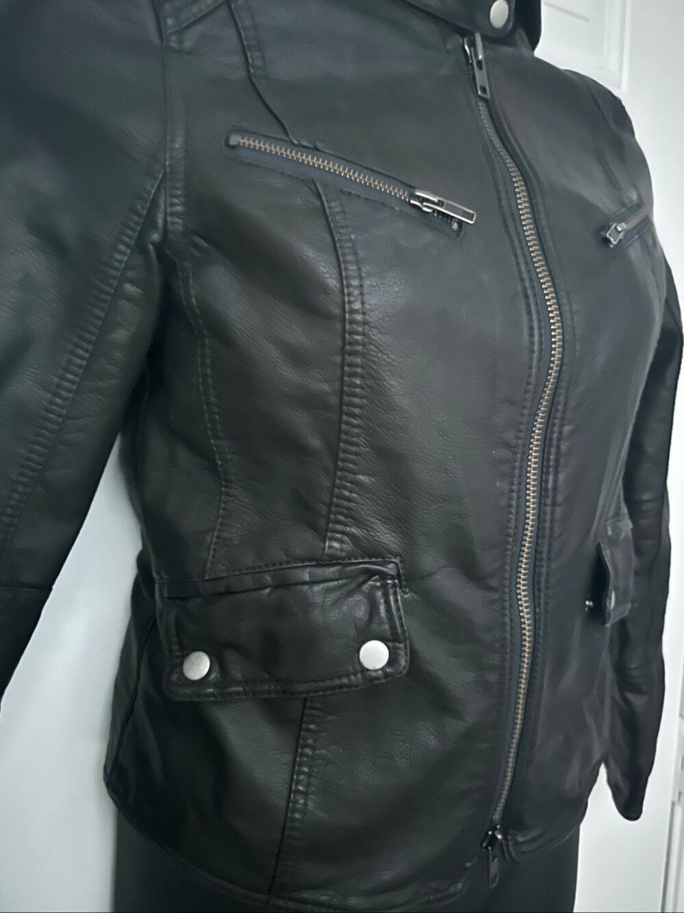 NWOT Free People We The Free Women's Black Vegan Leather Biker Moto Jacket Small - Picture 2 of 12